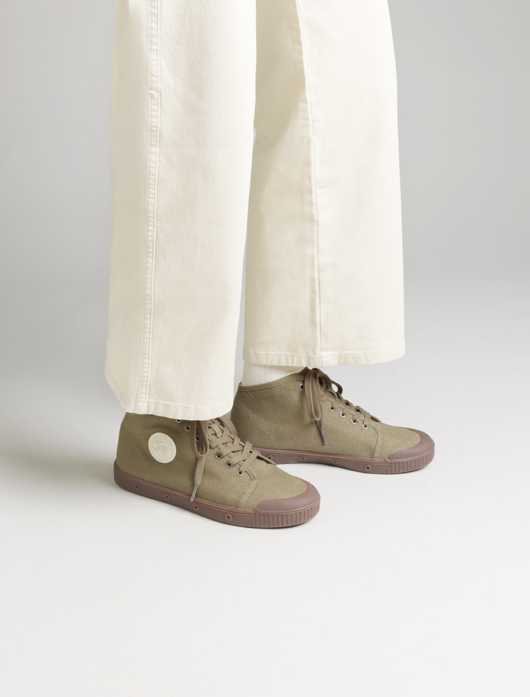 B2 HEAVY CANVAS カーキ